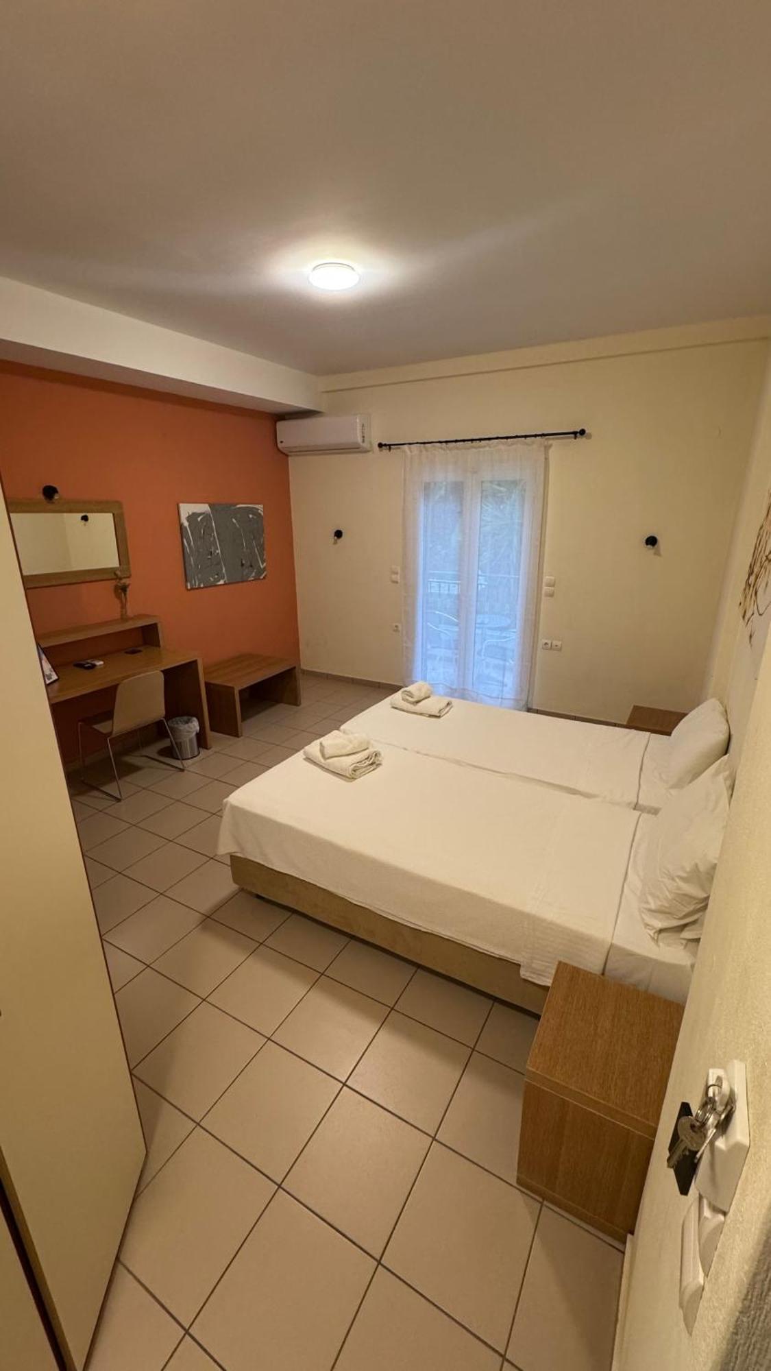 Chrisovalanto Hotel Syvota Quarto foto